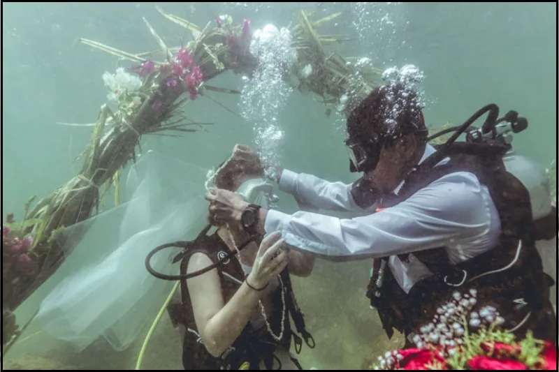 wedding under water